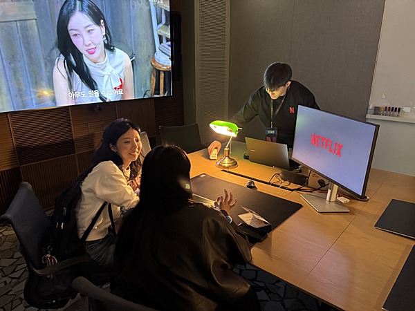 Participants playing games at ⁣the⁤ Netple Dong Game zone.