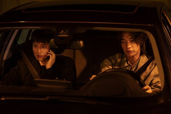 한국 사회에 방아쇠 당긴 '트리거', 궤적 좋았는데 명중 실패 [여의도스... - 뉴스 썸네일 이미지