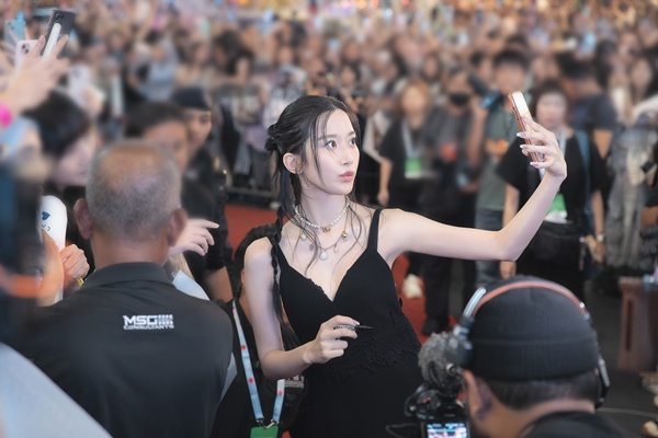 <b>문가영</b> '<b>서초동</b>'으로 亞 여신 등극...말레이시아 들썩