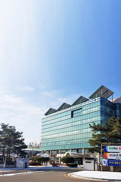 강원특별자치도경제진흥원 "각종 지원사업 공고 시작해" - 뉴스 썸네일 이미지