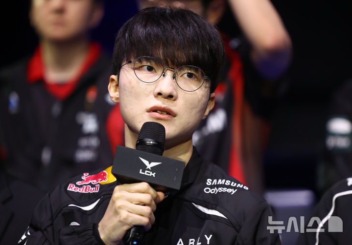 e스포츠 전설 페이커 기념우표 관련 보도 이미지