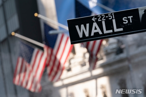 오픈AI 충격에 반도체주 급락…S&P500 최고치 찍고 하락[뉴욕 is]