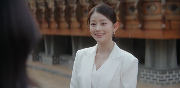 채서안, 임지연 무대인사 가던 팬이었다는 고백 [엔터&피플] - 뉴스 썸네일 이미지